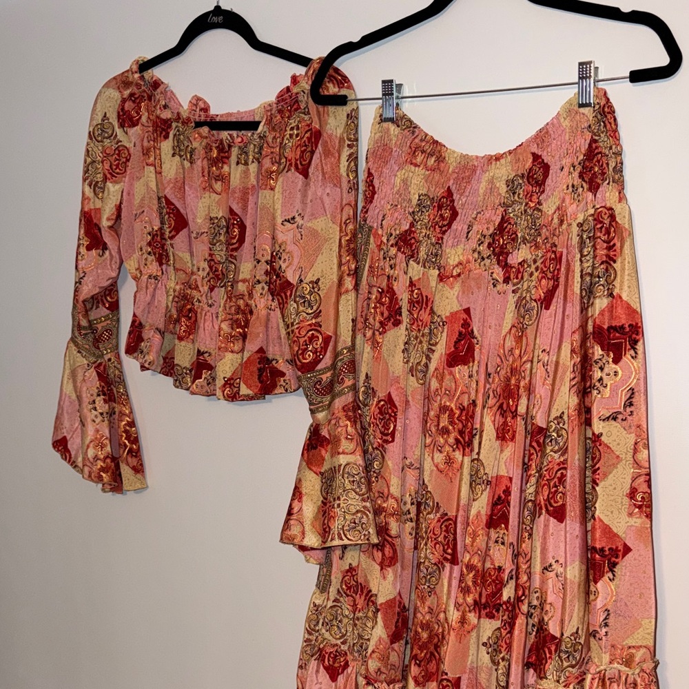 Desi Silk Middle-Eastern Set